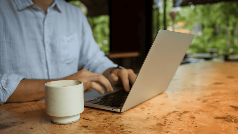 Remote Work: The Guide to Securing a Good Salary Without Leaving Home!